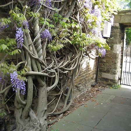 Wisteria Hotel Oakham Esterno foto